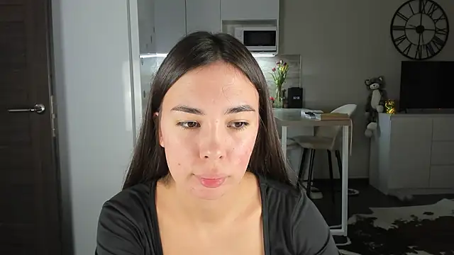 nilliluv online show from March 14, 2026, 11:33 pm