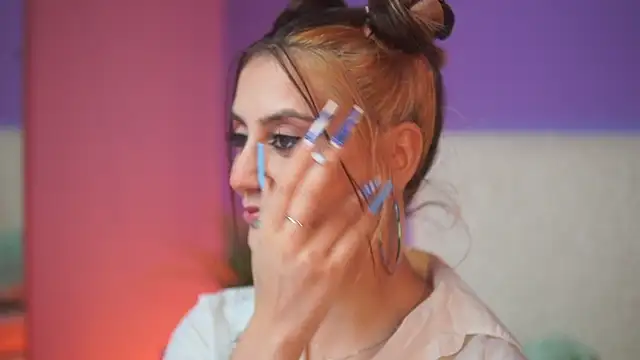 SabrinaHope online show from November 17, 2025, 7:29 pm