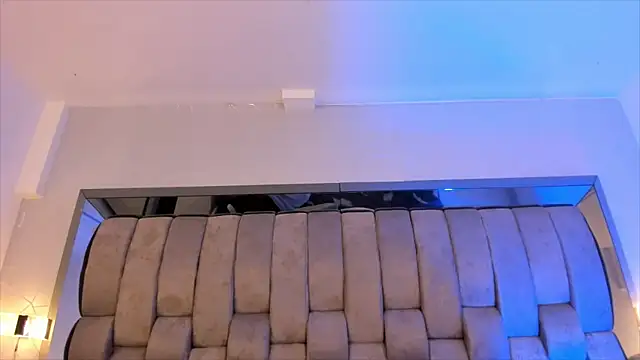 ChaynnaCooper online show from March 15, 2025, 3:37 pm