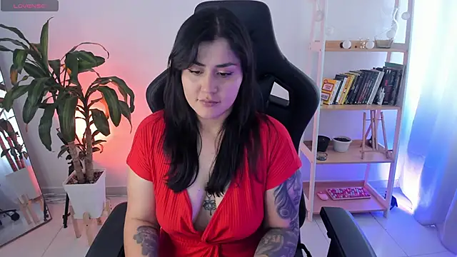 Snapshot of GretaX-X chatting on February 9, 2026, 2:48 pm GretaX-X online show from February 9, 2026, 2:48 pm