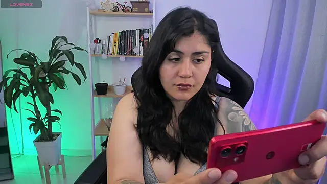 GretaX-X online show from November 19, 2025, 2:55 am