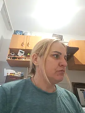 Snapshot of Malichkaanna30 chatting on February 19, 2026, 3:20 pm Malichkaanna30 online show from February 19, 2026, 3:20 pm