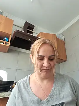 Snapshot of Malichkaanna30 chatting on March 14, 2026, 12:11 pm Malichkaanna30 online show from March 14, 2026, 12:11 pm