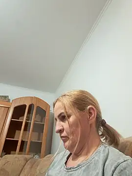 Malichkaanna30 online show from January 17, 2026, 3:37 pm