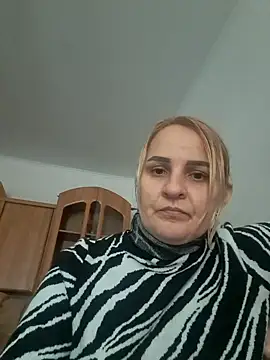 Malichkaanna30 online show from March 13, 2025, 12:13 pm