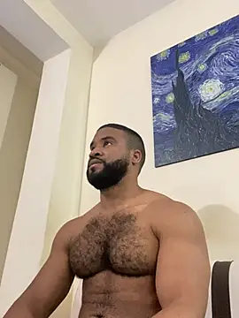 lunainsane58 online show from May 6, 2026, 8:18 am