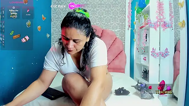 valeria rivera1 online show from October 6, 2025, 12:17 pm