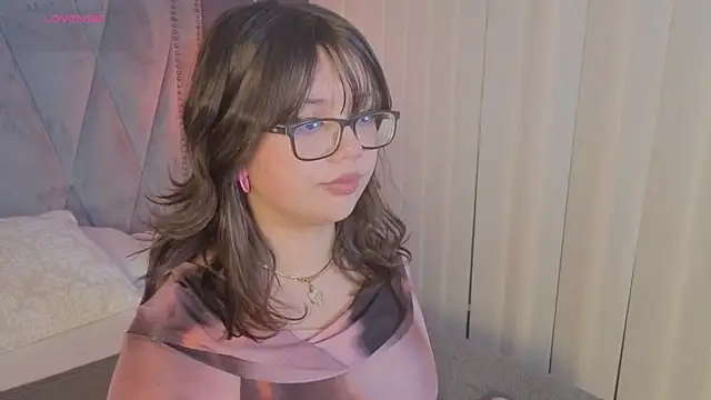 missy taylor  online show from October 16, 2025, 8:39 pm