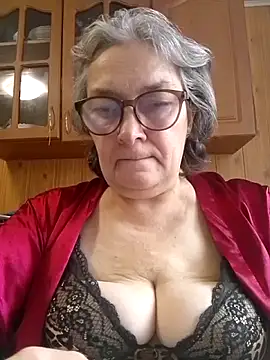 IrinaSweet54 online show from June 17, 2026, 9:19 am