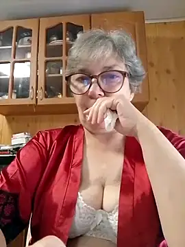 IrinaSweet54 online show from September 24, 2025, 7:04 am