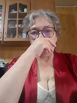 IrinaSweet54 online show from September 22, 2025, 6:41 am