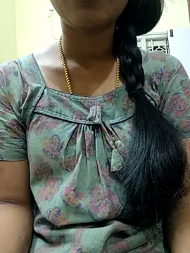Ambika01 online show from April 3, 2026, 1:28 pm