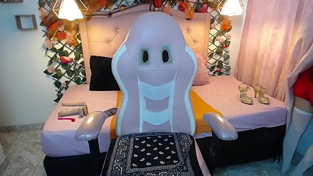 ElizabethSweet  online show from November 1, 2025, 7:30 pm