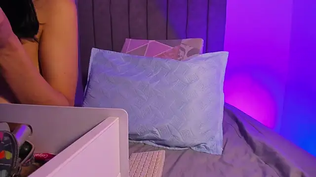 sarah  bigboobs online show from January 15, 2026, 8:18 am