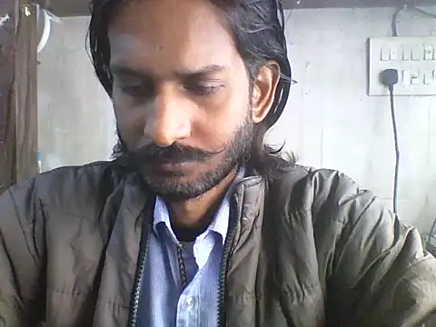 Snapshot of Desi_GfBf chatting on November 18, 2025, 5:00 am Desi GfBf online show from November 18, 2025, 5:00 am