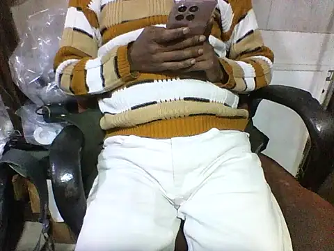 Snapshot of Desi_GfBf chatting on February 12, 2026, 1:33 pm Desi GfBf online show from February 12, 2026, 1:33 pm