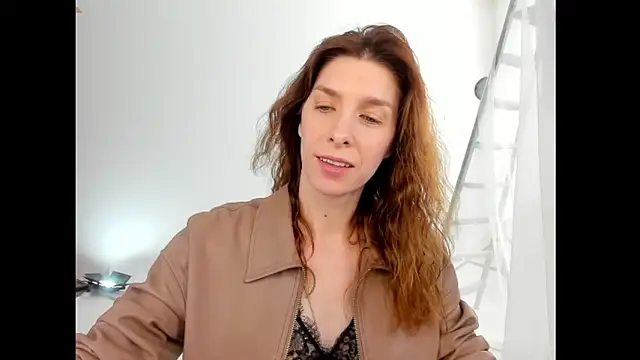 YourSuperModel online show from May 8, 2026, 6:39 am