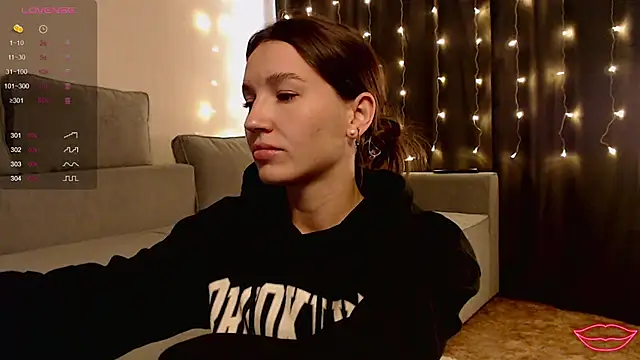 Bellla Haddid online show from May 13, 2026, 2:07 am