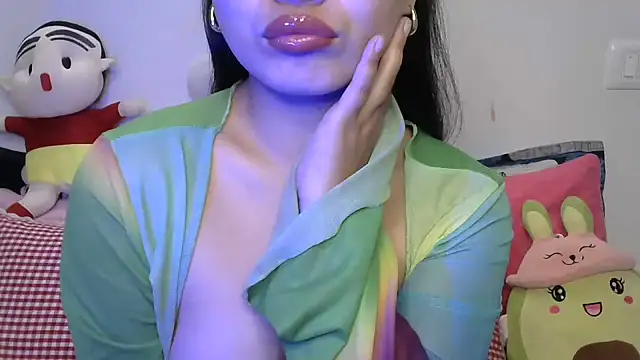 amrita2210 online show from June 16, 2026, 6:19 pm