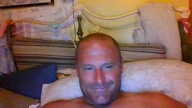raybo715 online show from June 4, 2026, 4:39 am