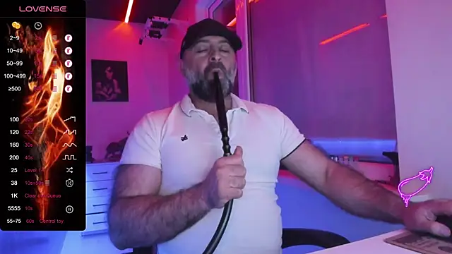 MAGABEAR077 online show from June 19, 2026, 8:58 pm