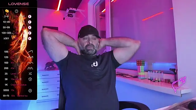 MAGABEAR077 online show from April 25, 2026, 5:32 pm