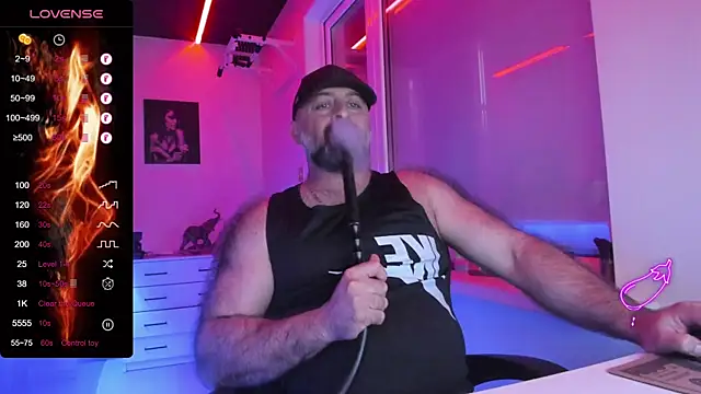MAGABEAR077 online show from August 5, 2026, 1:32 am