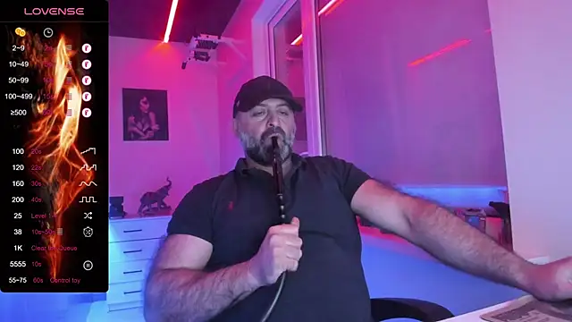 MAGABEAR077 online show from June 11, 2026, 6:49 pm