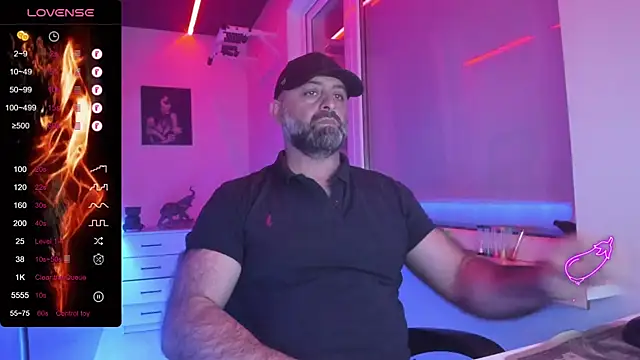 MAGABEAR077 online show from June 15, 2026, 5:34 pm