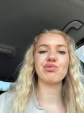 Devill Angel  online show from March 29, 2026, 9:55 am