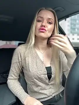 Devill Angel  online show from October 31, 2025, 10:45 am