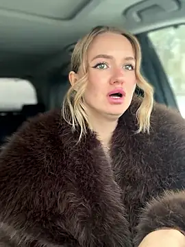 Devill Angel  online show from January 11, 2026, 10:22 am