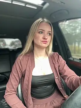 Devill Angel  online show from October 16, 2025, 9:17 am