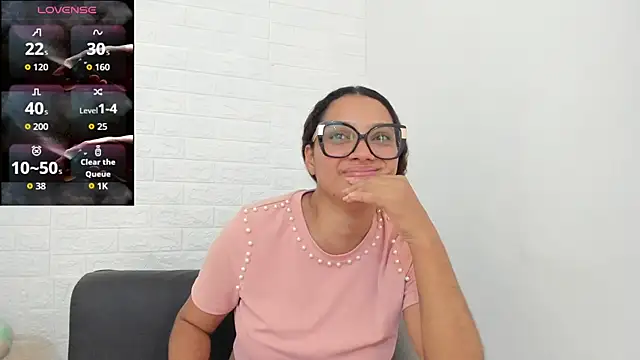 nathally roses online show from June 12, 2026, 2:09 am