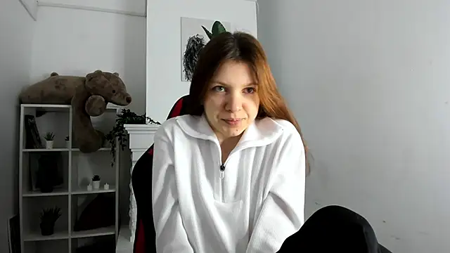 Baby Evalena online show from March 18, 2025, 4:07 am