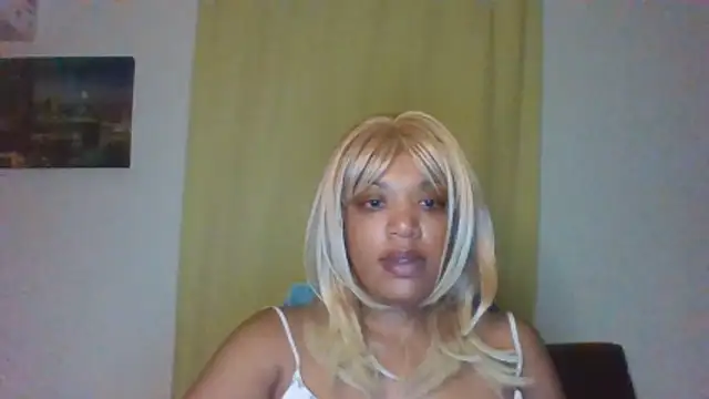 Snapshot of thekelliecapri chatting on May 23, 2026, 8:46 am thekelliecapri online show from May 23, 2026, 8:46 am