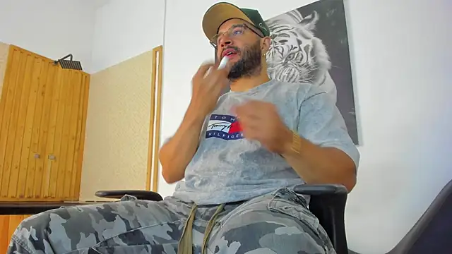 Luke  09 online show from October 4, 2025, 11:34 am