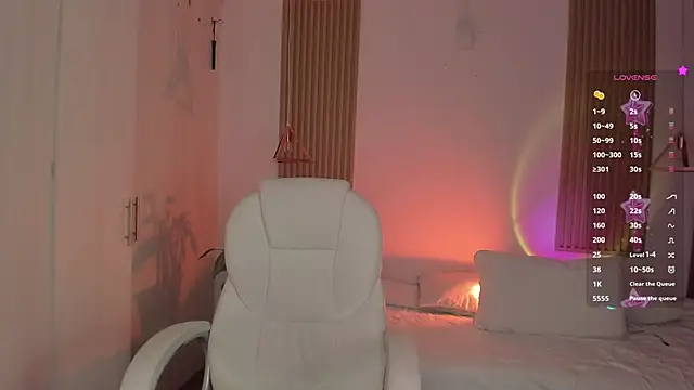 Kendall Bunnyy online show from October 13, 2025, 9:16 pm