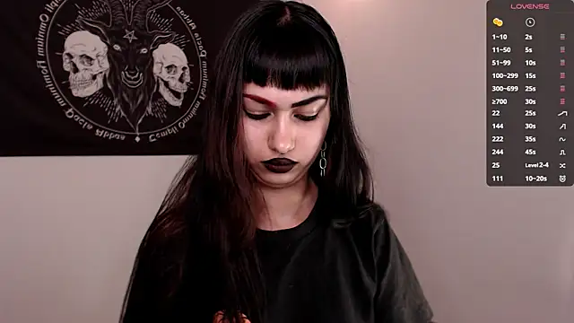 Little-Lucifer online show from October 31, 2025, 1:57 am