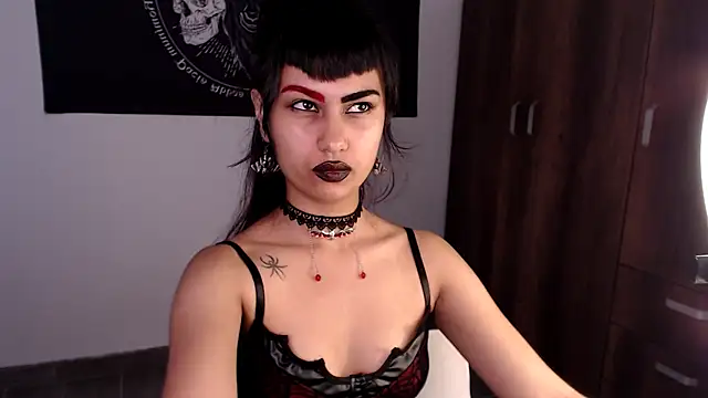 Little-Lucifer online show from January 9, 2026, 7:32 pm