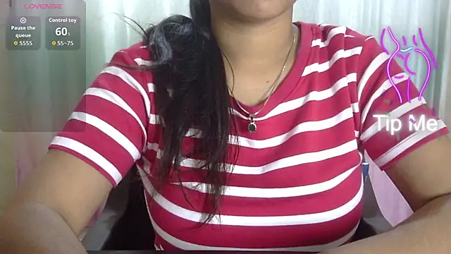 Snapshot of Preeti-Sexy chatting on February 2, 2026, 5:39 am Preeti-Sexy online show from February 2, 2026, 5:39 am