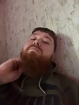 Snapshot of Artur6663 chatting on February 18, 2026, 10:33 am Artur6663 online show from February 18, 2026, 10:33 am