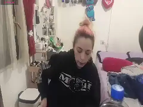 kattleya1407 online show from March 5, 2025, 11:38 pm