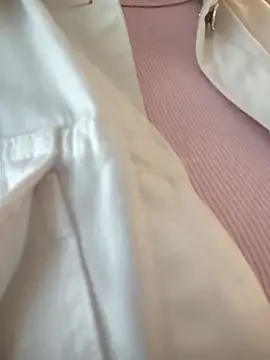 AliceBrayan online show from September 25, 2025, 5:24 am