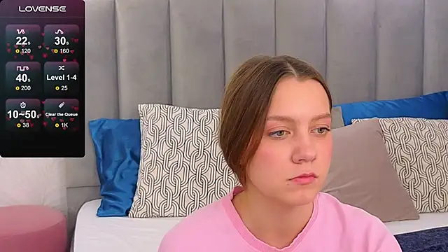 AliceBrayan online show from February 28, 2025, 12:09 pm