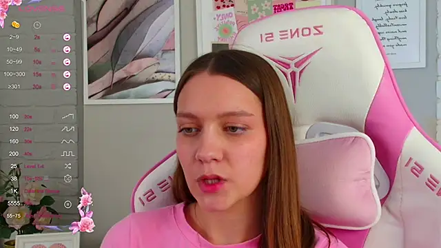 AliceBrayan online show from March 6, 2025, 3:35 pm