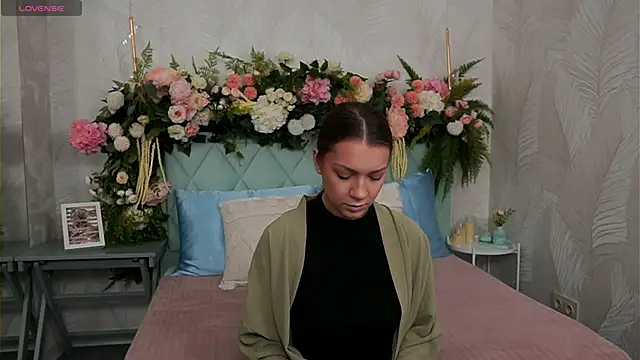 AliceBrayan online show from March 4, 2026, 5:10 pm