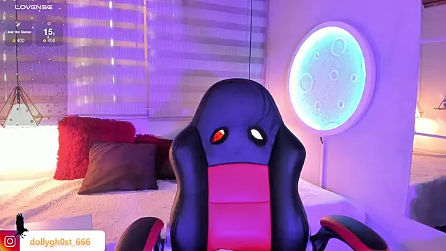 Ghosty Doll online show from May 6, 2026, 8:13 pm