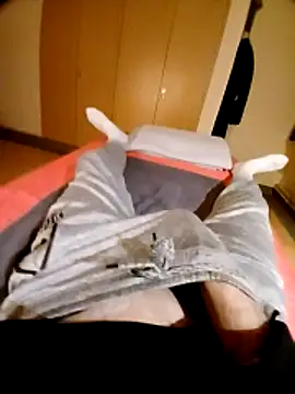 Snapshot of pascalino100 chatting on February 28, 2026, 8:19 pm pascalino100 online show from February 28, 2026, 8:19 pm