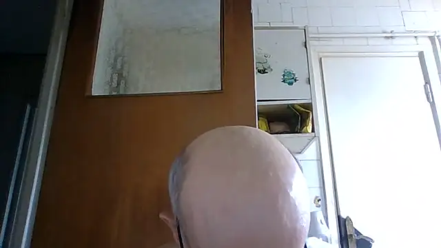 Snapshot of mariusica1@xh chatting on July 3, 2026, 3:18 pm mariusica1xh online show from July 3, 2026, 3:18 pm